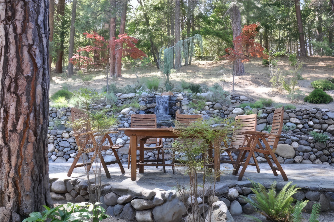 Dining with Waterfall